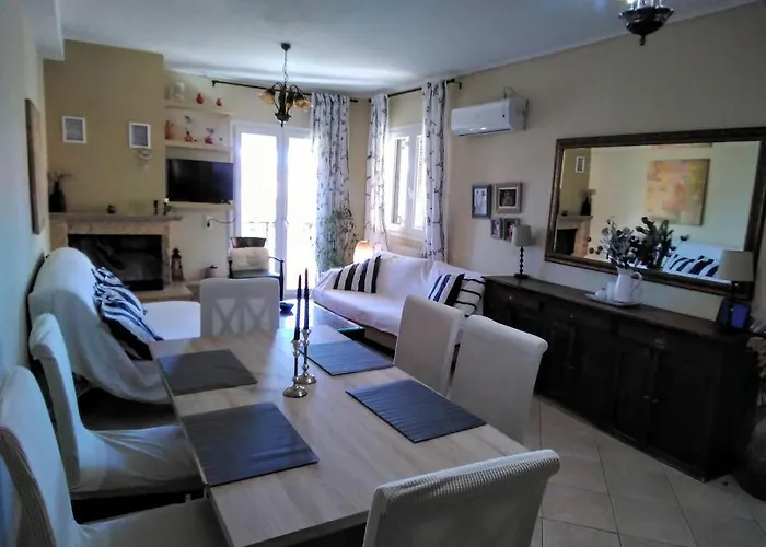 Agi\'S Apartment