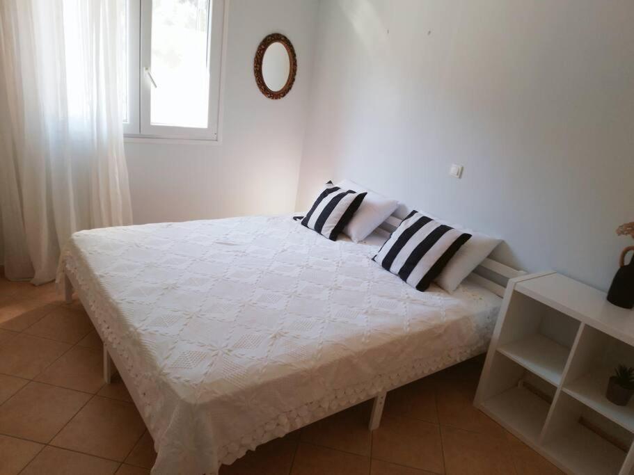 Agi's Apartament Alykes Potamou